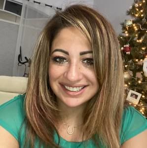 Meet your Posher, Maxine